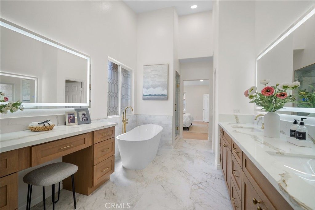 Bathroom, Dual Sink Vanities, Free Standing Baths, Interior, Marble, Recessed Lighting