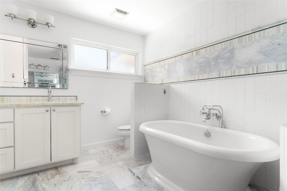 Bathroom, Free Standing Baths, Interior, Marble