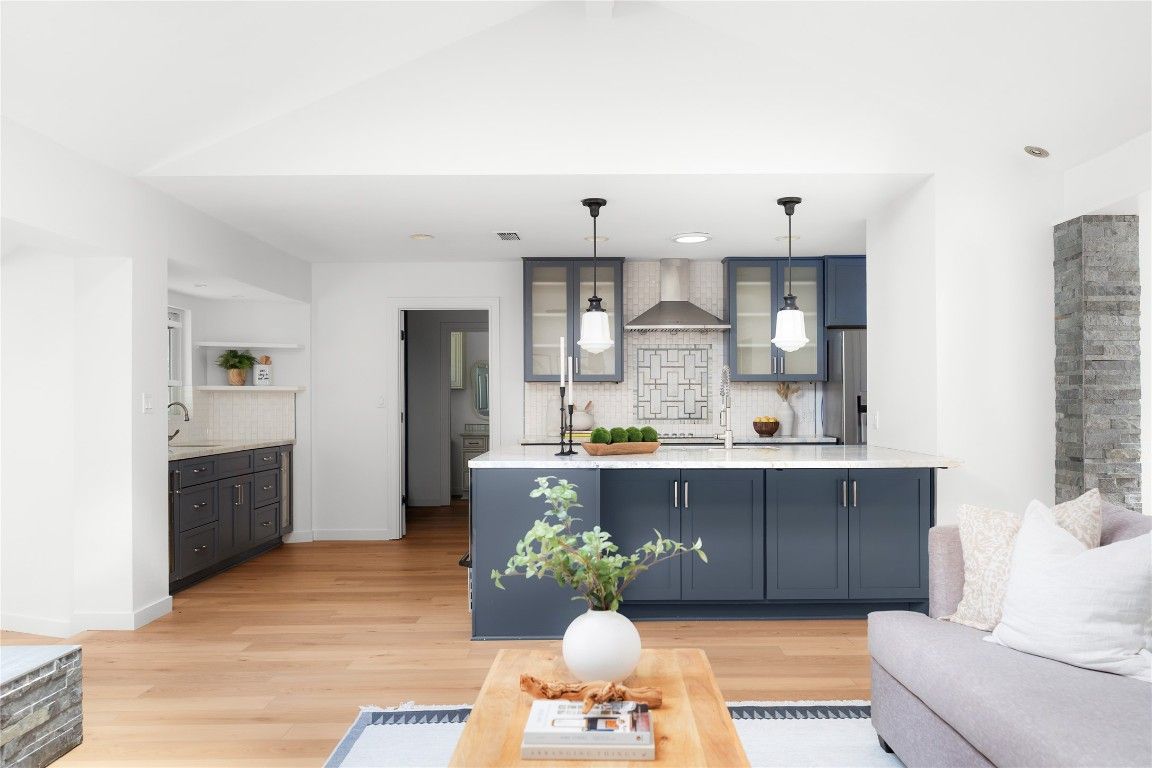 Interior, Kitchen, Pendant Lights, Recessed Lighting, Wood Texture Flooring