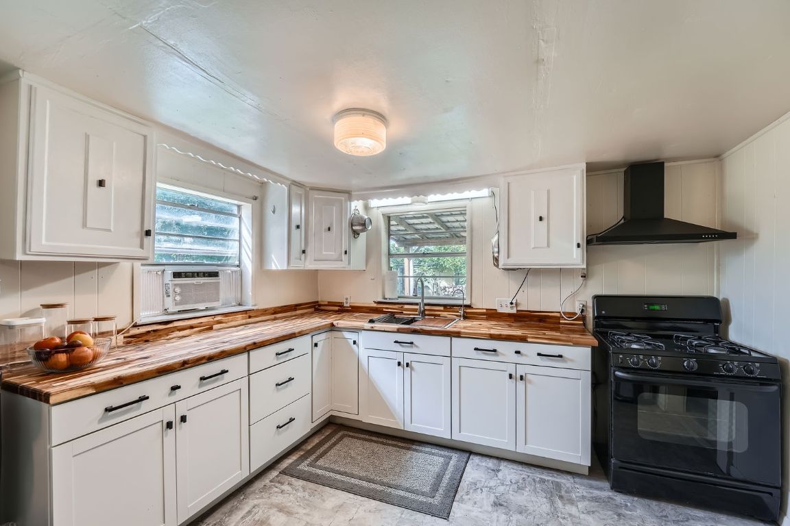 Interior, Kitchen