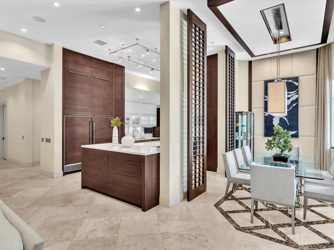 Dining room, Interior, Kitchen, Recessed Lighting