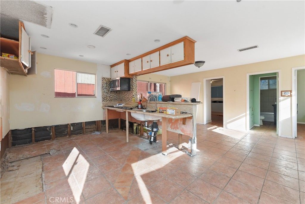 Interior, Kitchen, Recessed Lighting