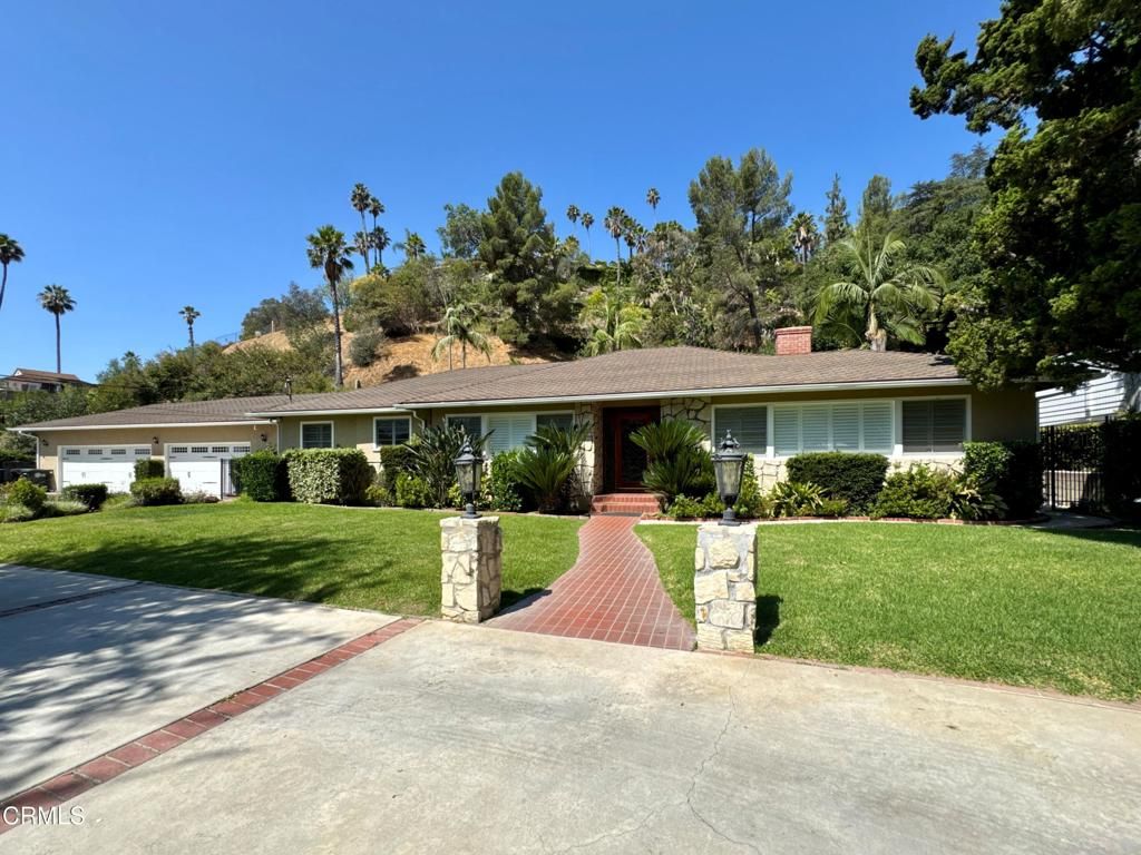 Attached, Backyard, Exterior, Facade, Ranch