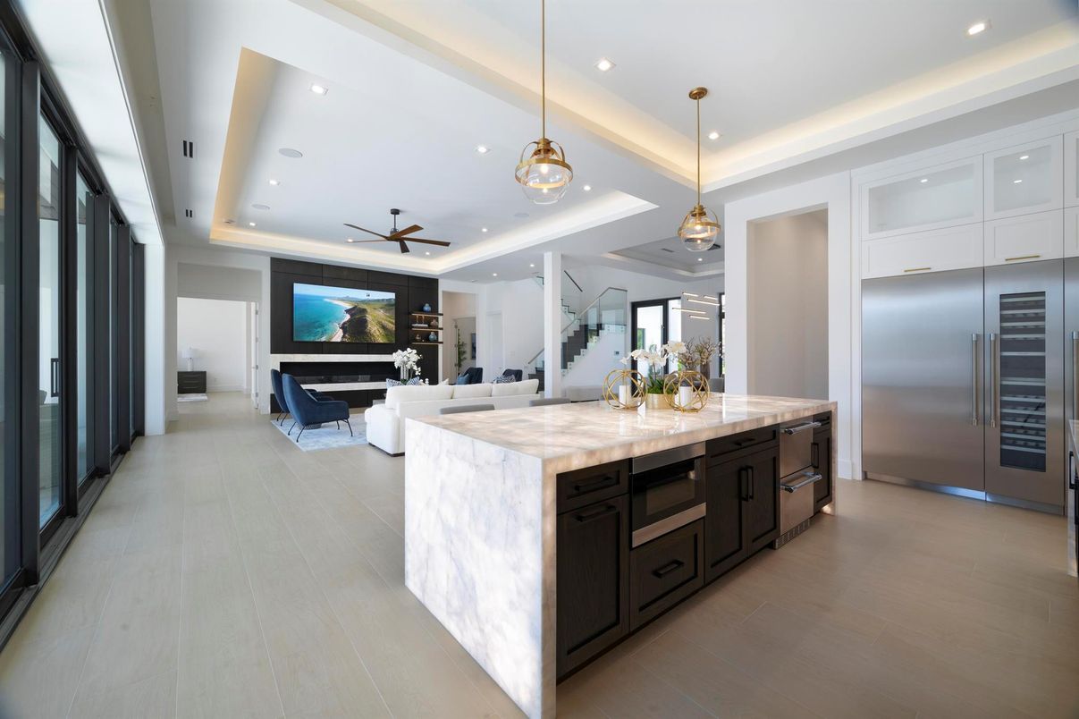 Interior, Kitchen, Living room, Pendant Lights, Recessed Lighting, Stainless Steel Appliances, Wood Texture Flooring