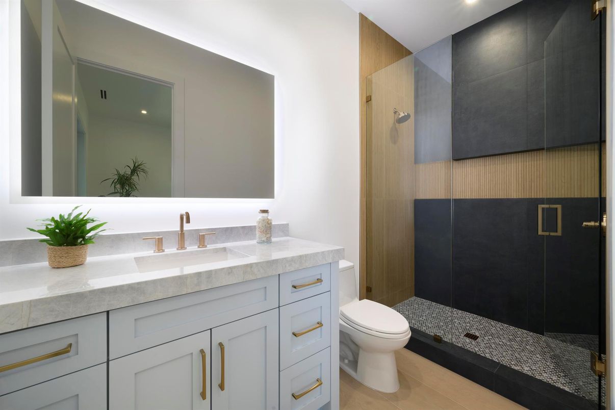 Bathroom, Interior, Recessed Lighting, Wood Texture Flooring
