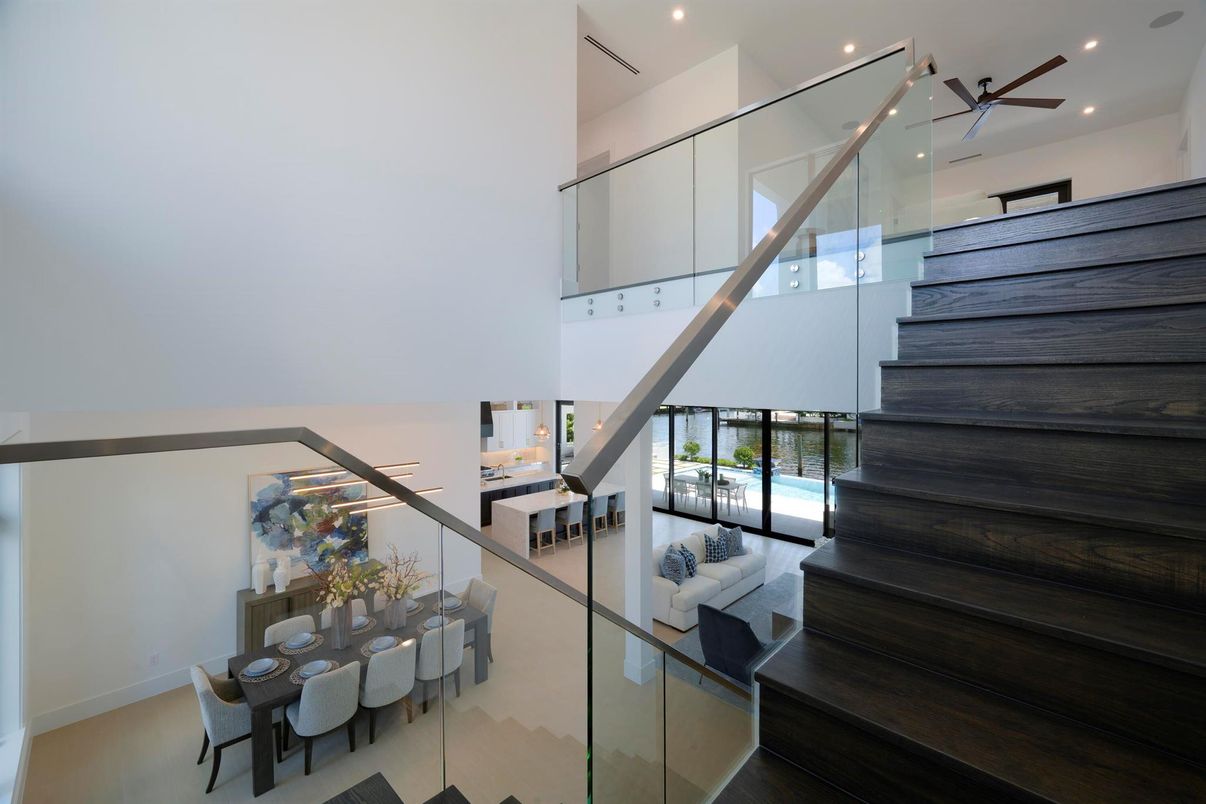 Dining room, Interior, Recessed Lighting