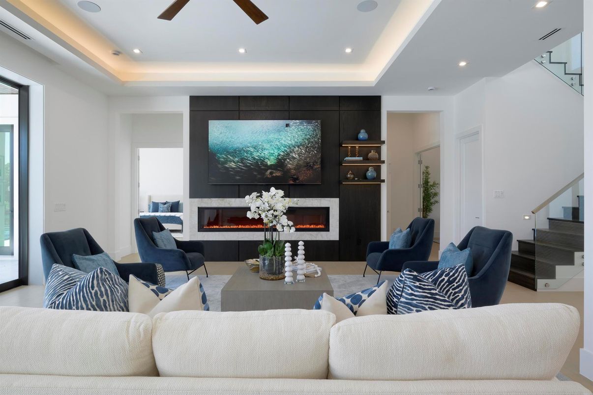 Fireplace, Interior, Living room, Recessed Lighting
