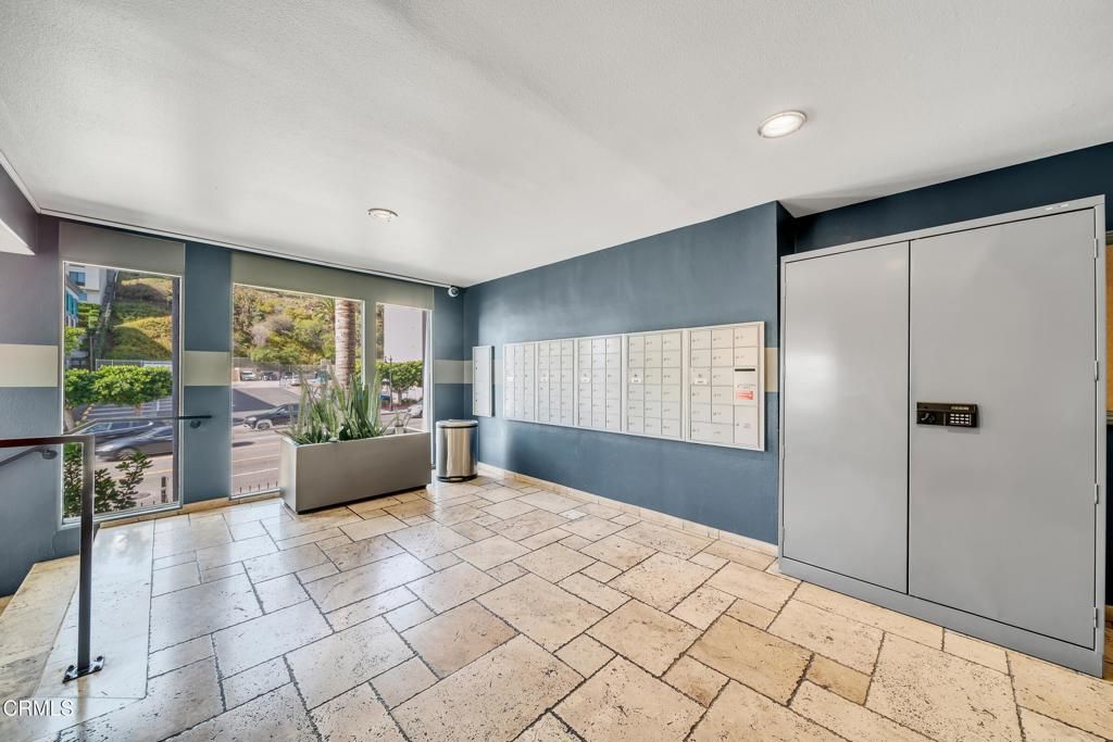 Elevator, Interior, Recessed Lighting