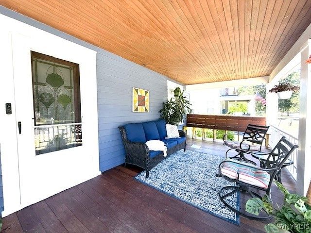 Exterior, Wood Texture Flooring