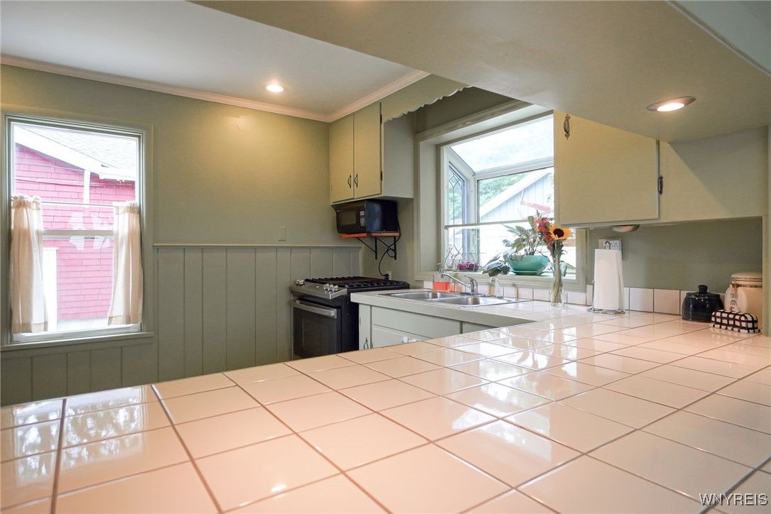 Interior, Kitchen, Recessed Lighting, Tile Countertops