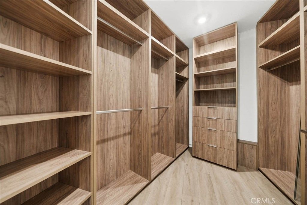Interior, Recessed Lighting, Walk-in Closets, Wood Texture Flooring
