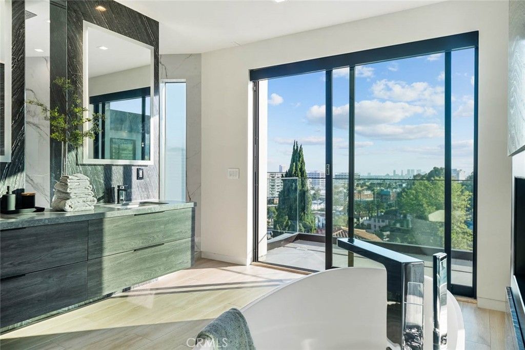 Bathroom, Free Standing Baths, Interior, Recessed Lighting, Wood Texture Flooring