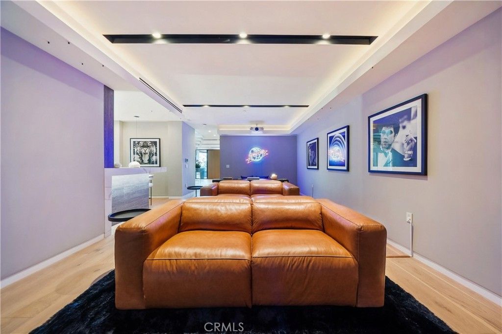 Interior, Pendant Lights, Recessed Lighting, Wood Texture Flooring