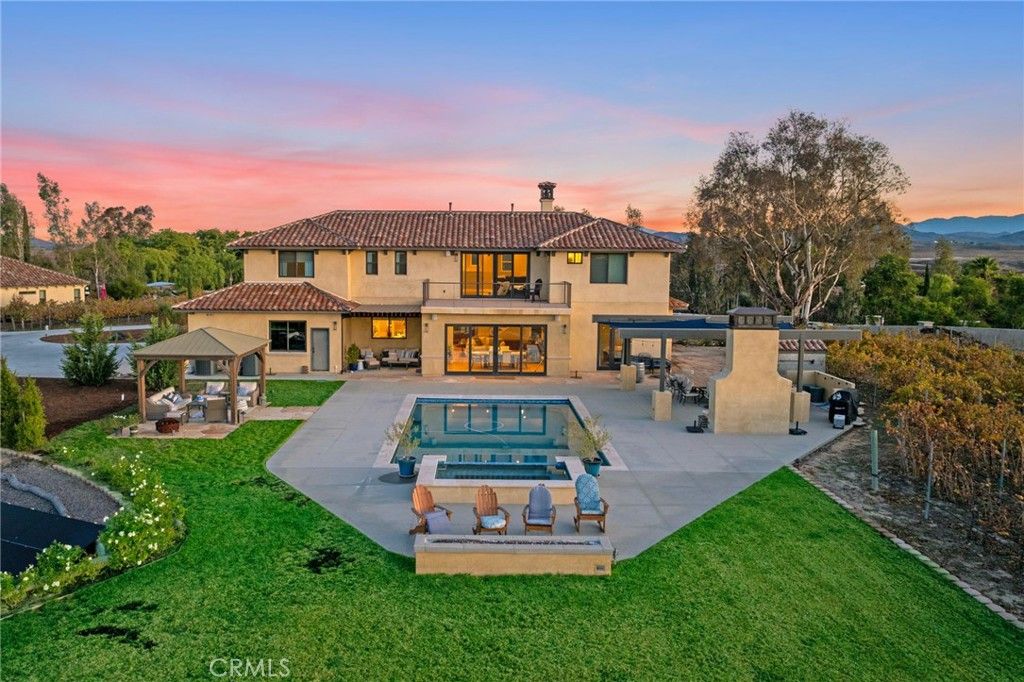 Backyard, Exterior, Pool