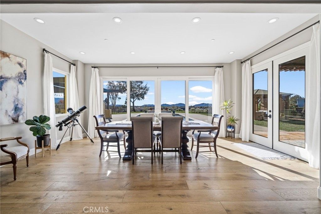 Dining room, Interior, Recessed Lighting, Water, Wood Texture Flooring