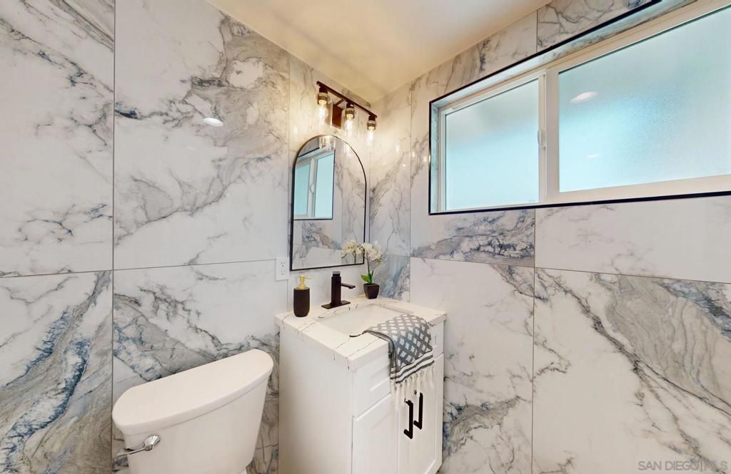 Bathroom, Interior, Marble Walls
