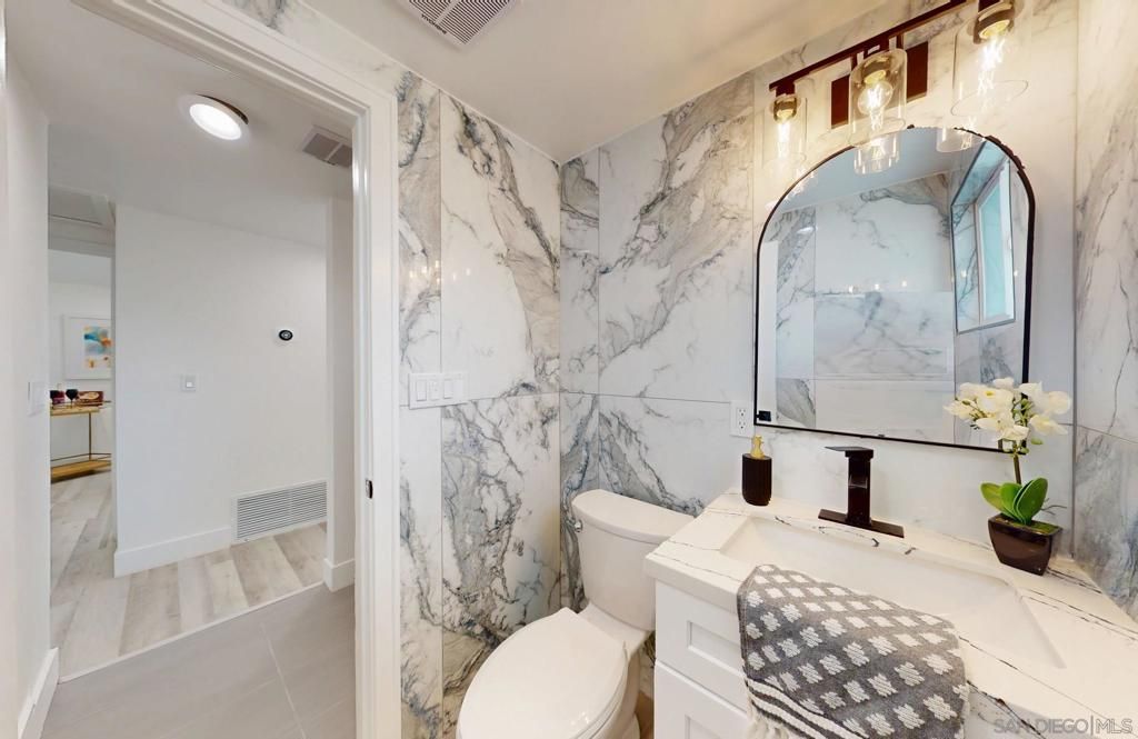 Bathroom, Interior, Marble Walls