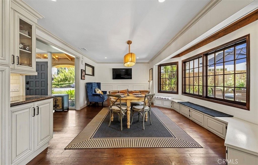 Dining room, Interior, Pendant Lights, Recessed Lighting, Wood Texture Flooring