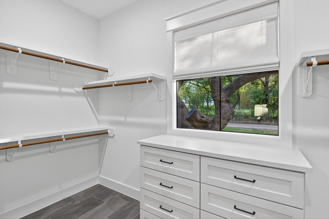 Interior, Walk-in Closets, Wood Texture Flooring