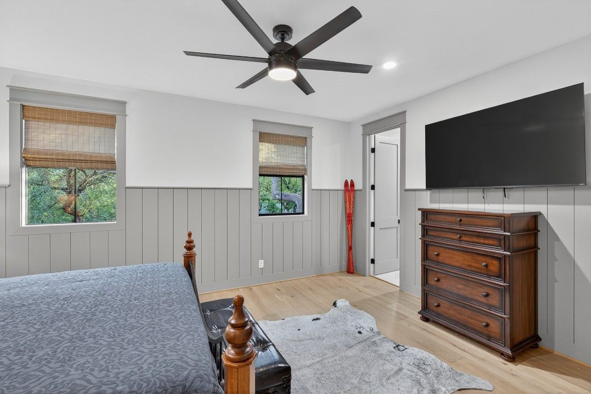 Bedroom, Interior, Recessed Lighting, Wood Texture Flooring