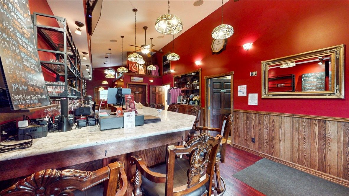 Interior, Kitchen, Pendant Lights, Wood Texture Flooring