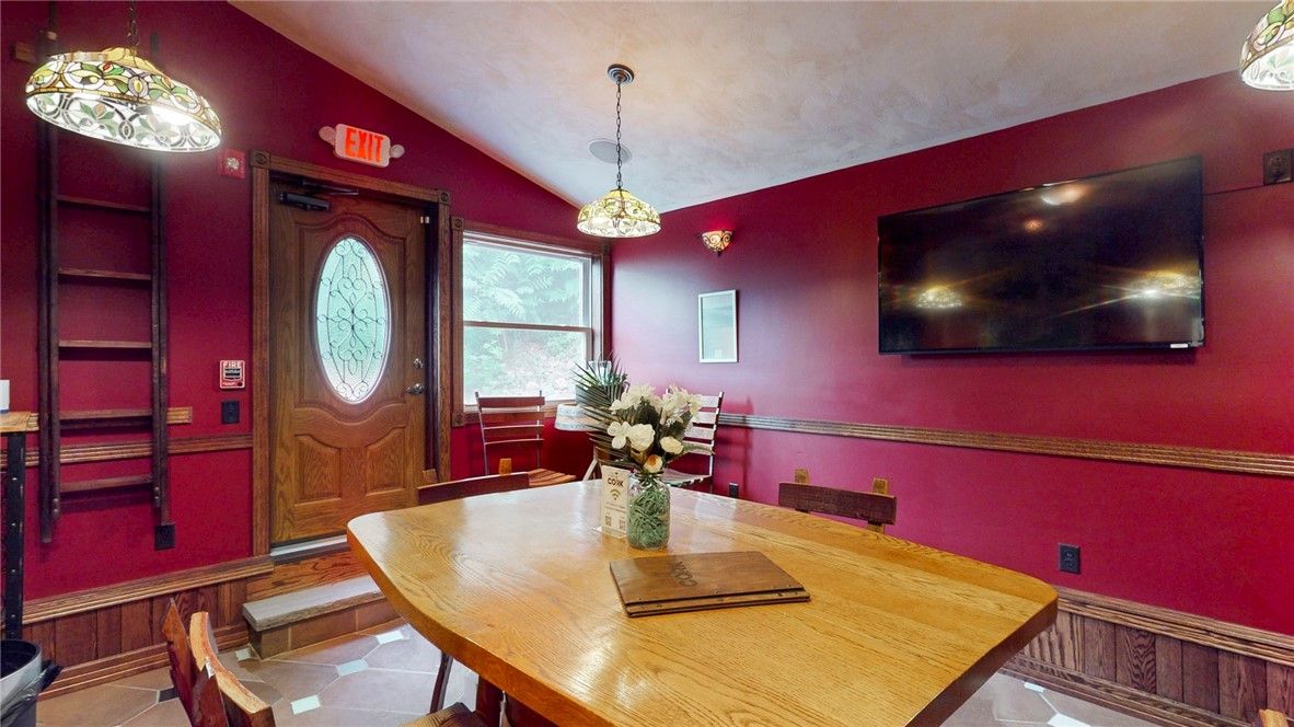 Dining room, Interior, Pendant Lights