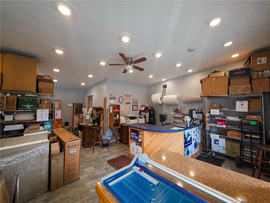 Interior, Recessed Lighting