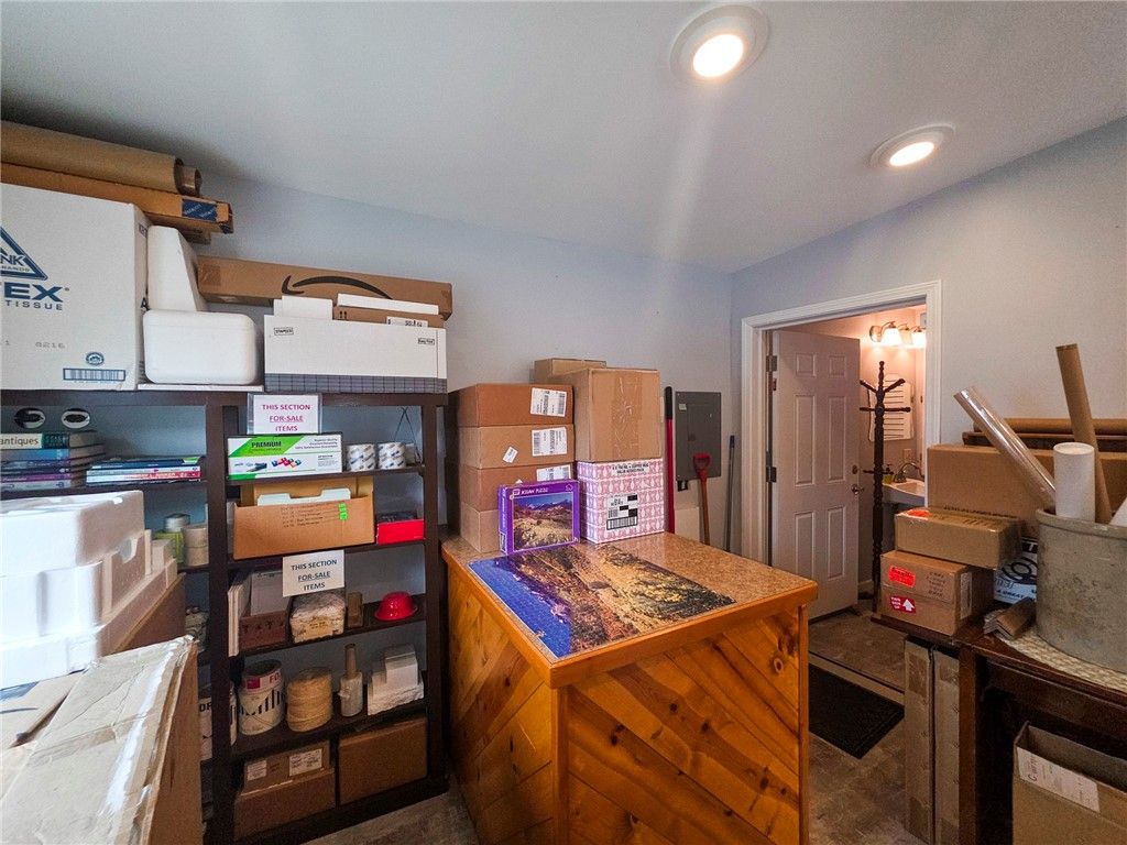 Interior, Recessed Lighting