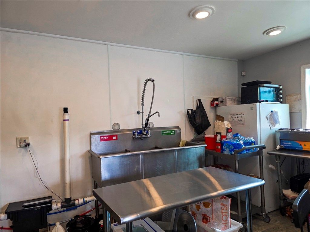 Interior, Recessed Lighting