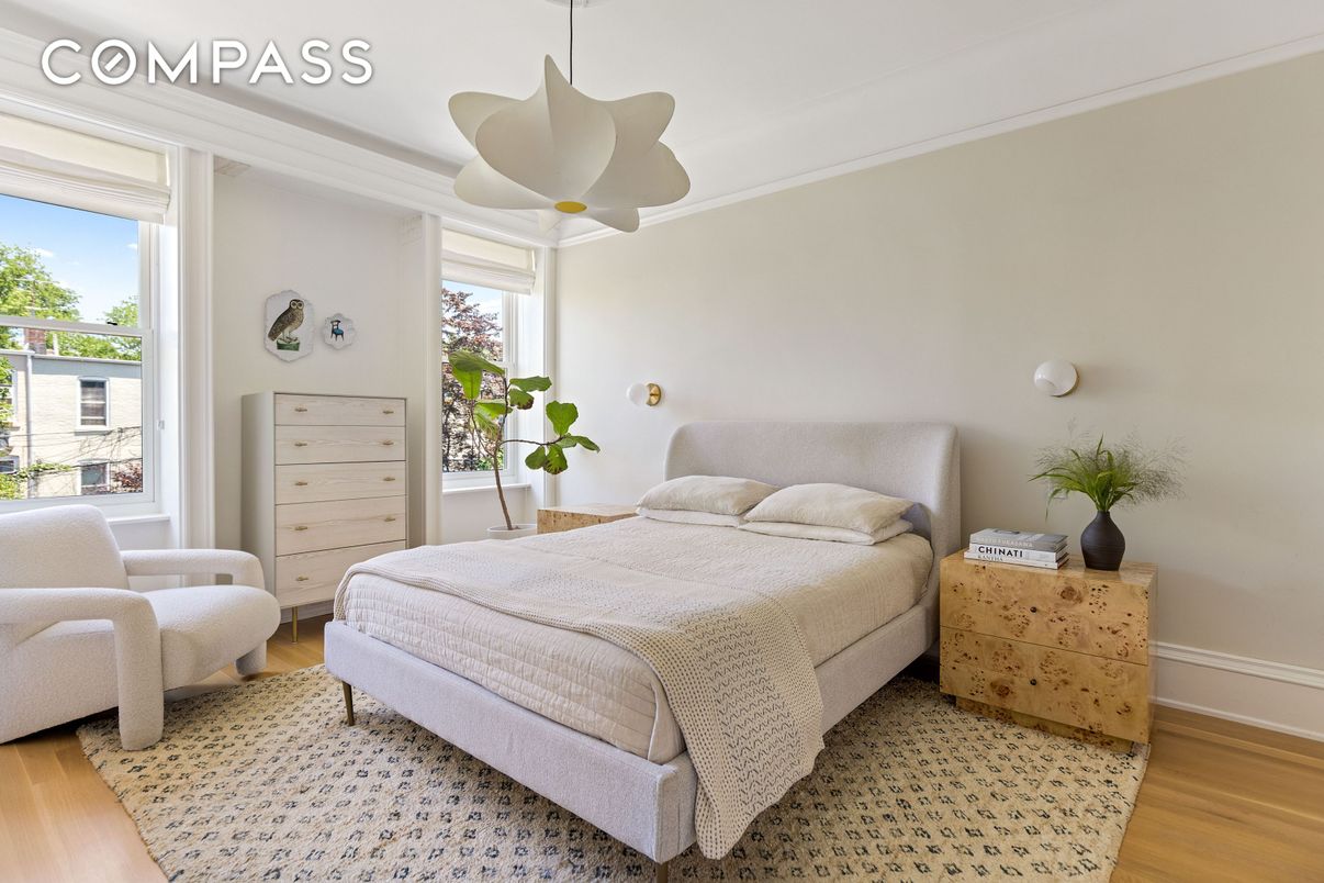 Bedroom, Interior, Pendant Lights, Wood Texture Flooring