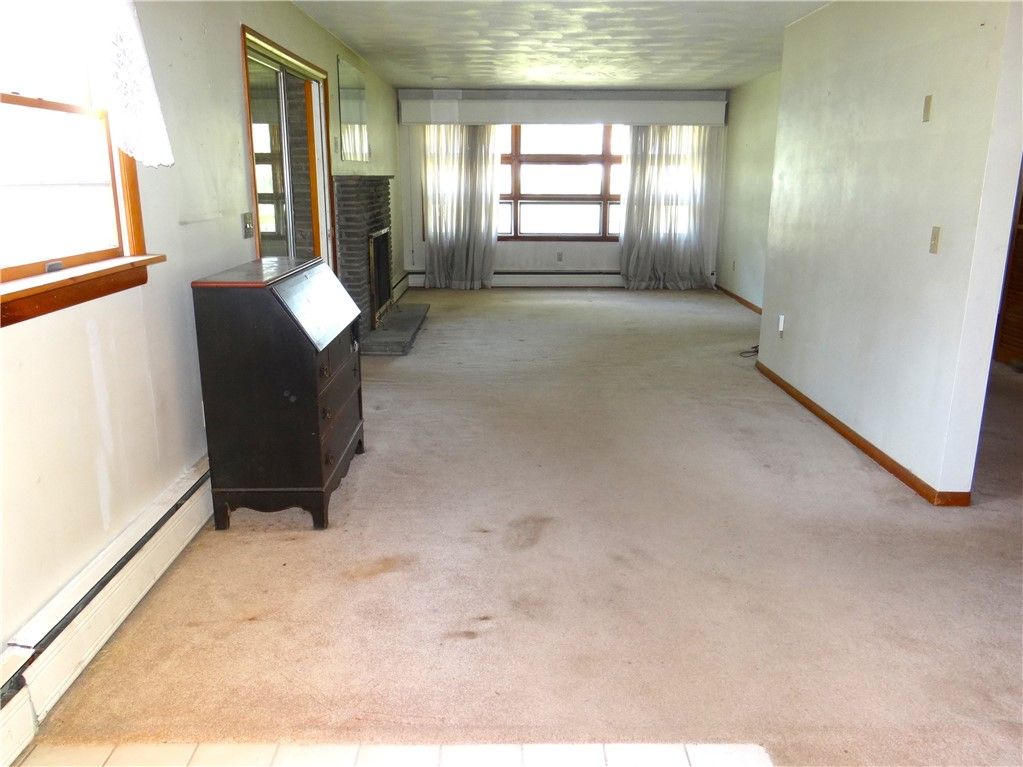 Empty room, Fireplace, Interior