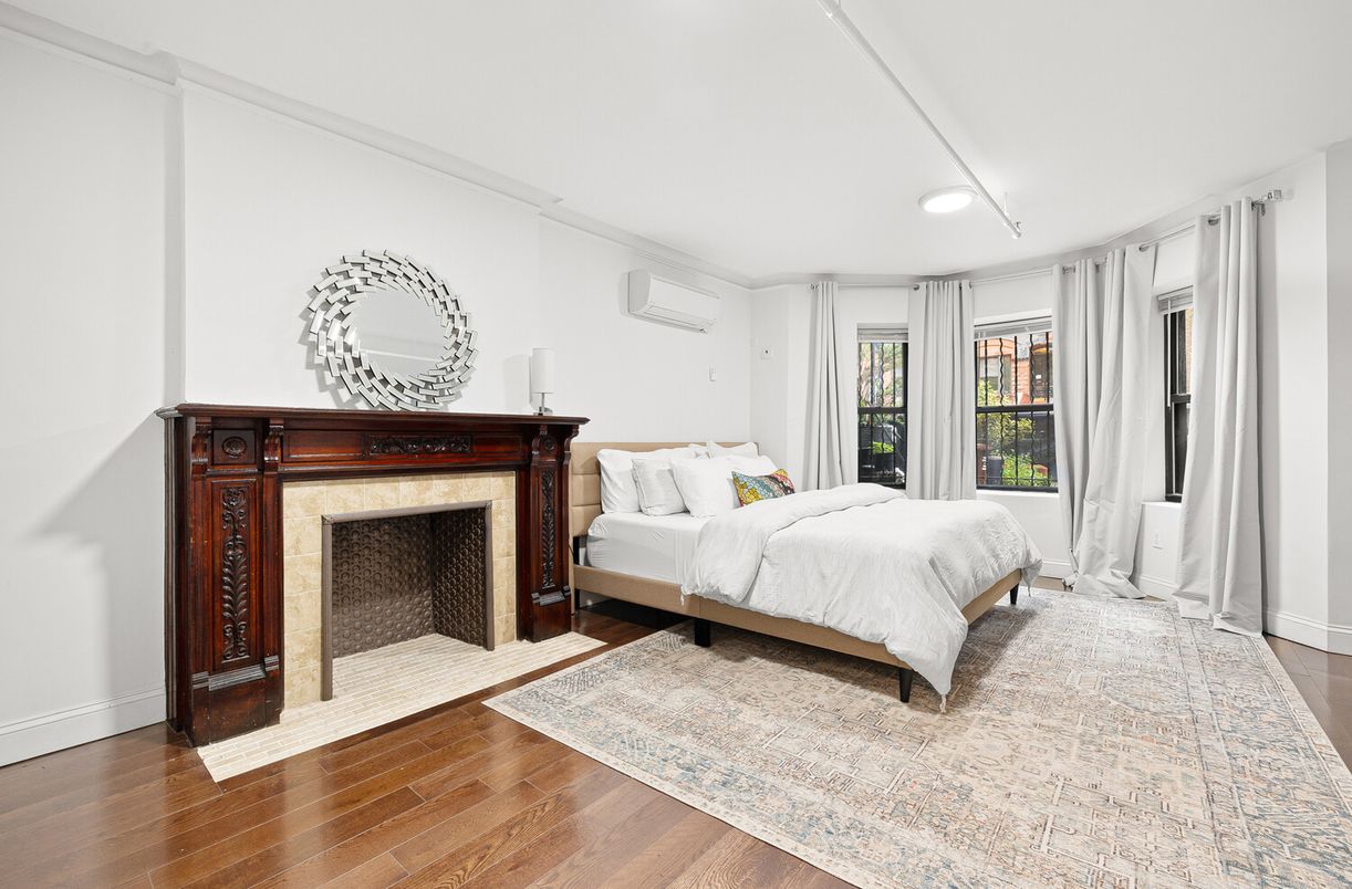 Bedroom, Fireplace, Interior, Wood Texture Flooring