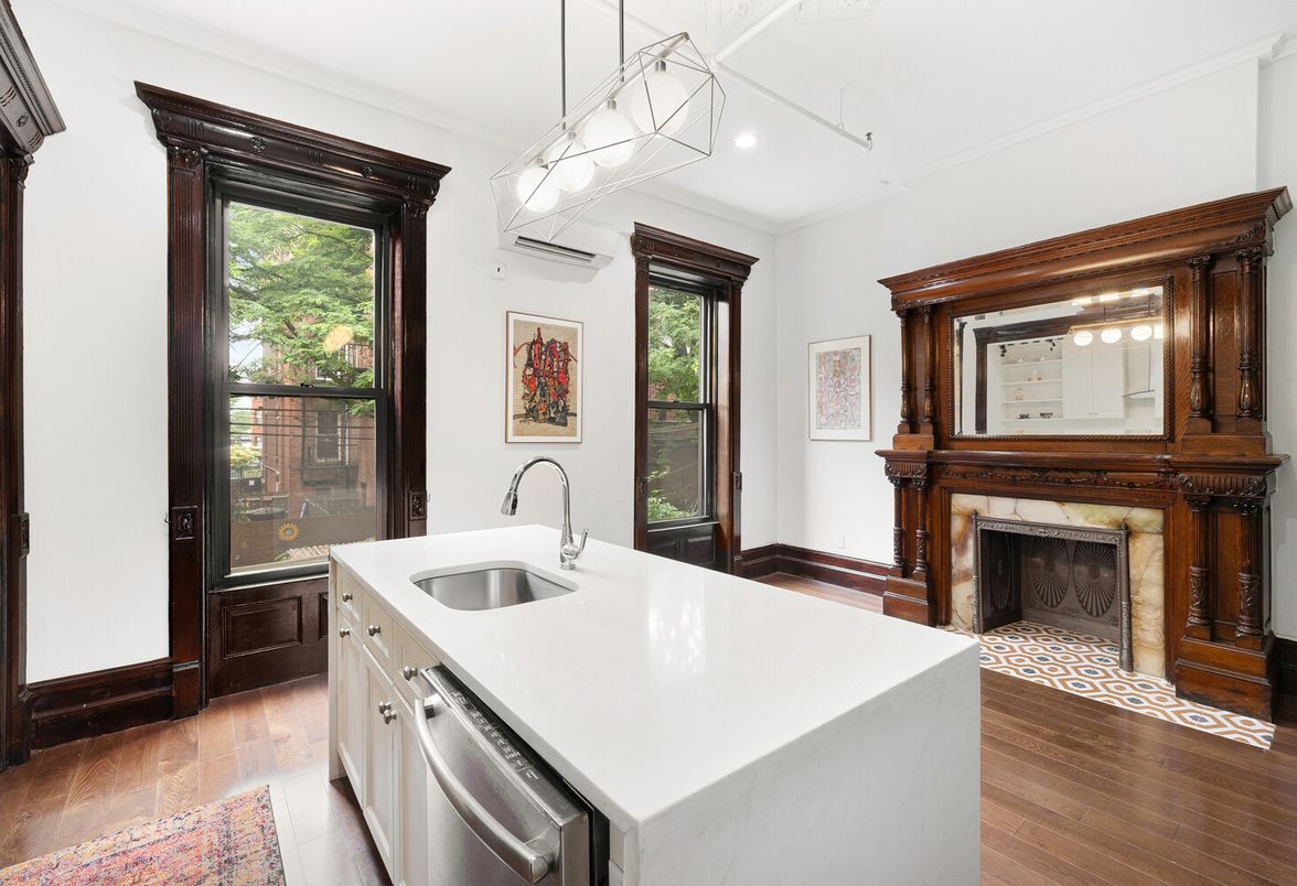 Fireplace, Interior, Kitchen, Recessed Lighting, Wood Texture Flooring