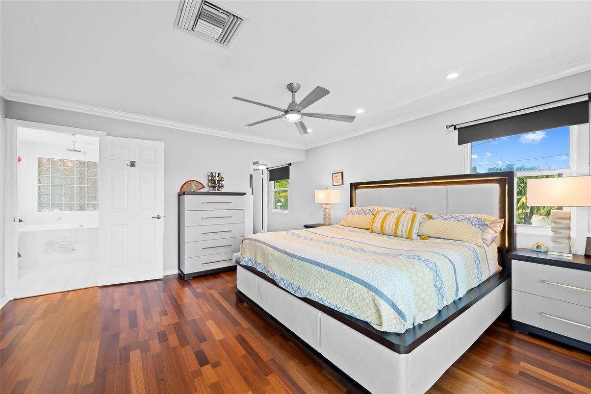 Bedroom, Interior, Recessed Lighting, Wood Texture Flooring