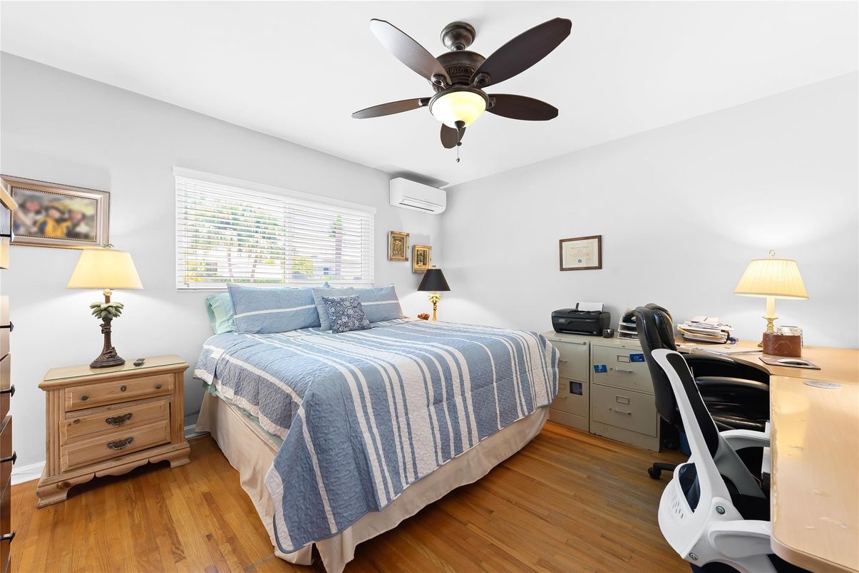 Bedroom, Home Office, Interior, Wood Texture Flooring