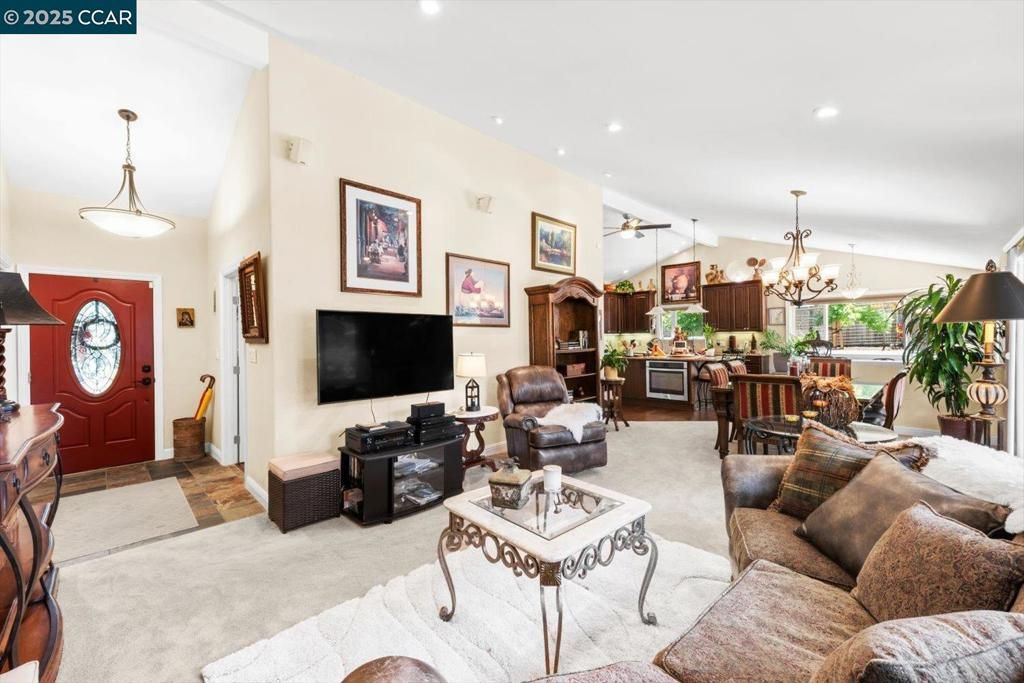 Chandelier, Dining room, Interior, Kitchen, Living room, Pendant Lights, Recessed Lighting