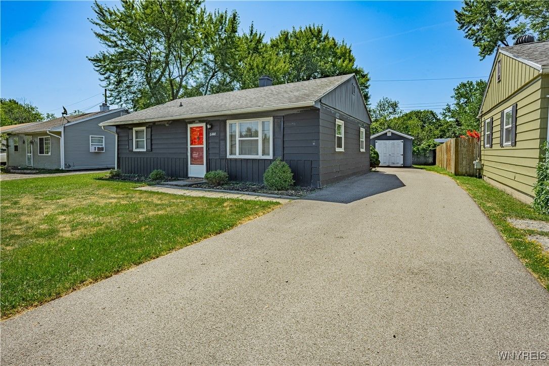 Backyard, Detached Garage, Exterior