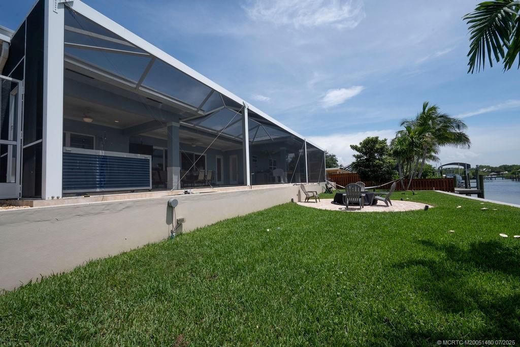 Backyard, Exterior, Water