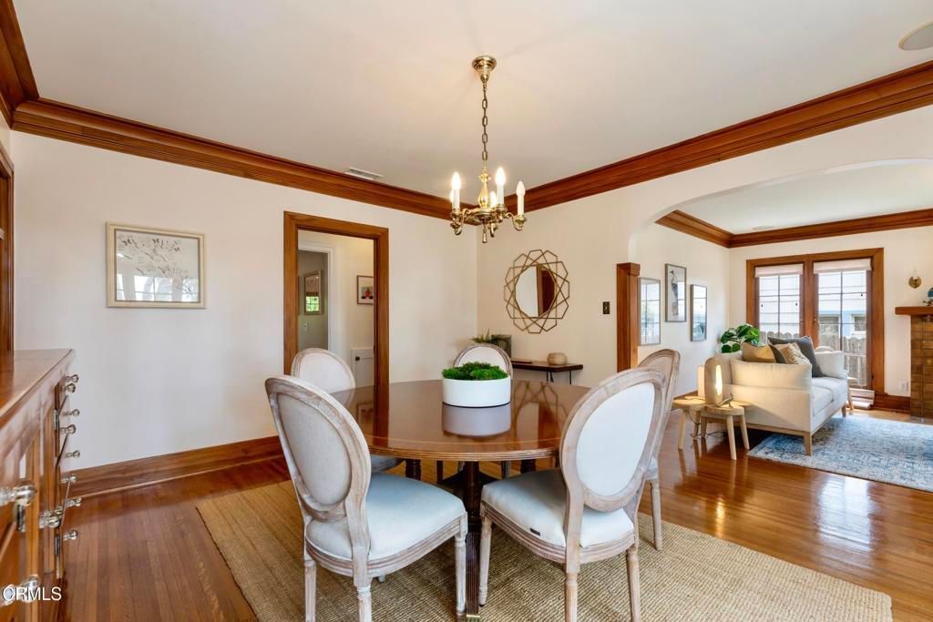 Chandelier, Dining room, Interior, Living room, Wood Texture Flooring