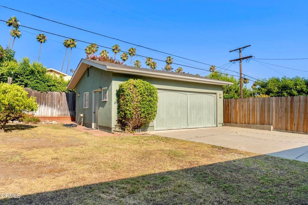 Backyard, Detached Garage, Exterior