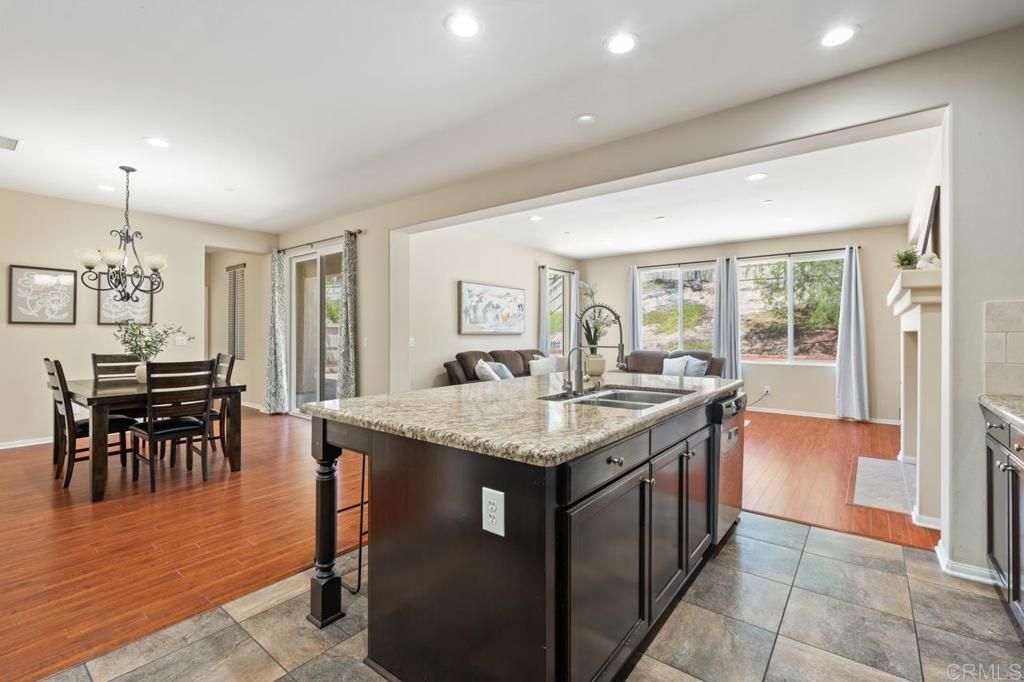 Chandelier, Dining room, Interior, Kitchen, Recessed Lighting, Wood Texture Flooring