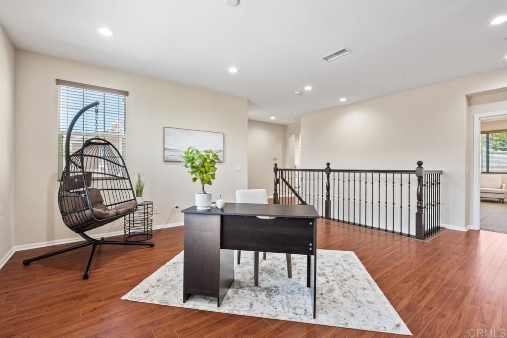 Home Office, Interior, Recessed Lighting, Wood Texture Flooring