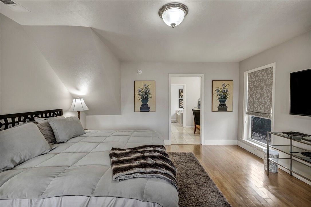 Bedroom, Fireplace, Interior, Wood Texture Flooring