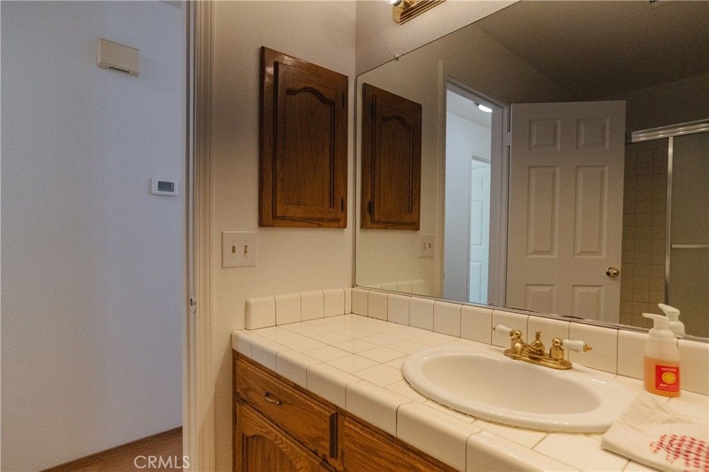 Bathroom, Interior, Tile Countertops