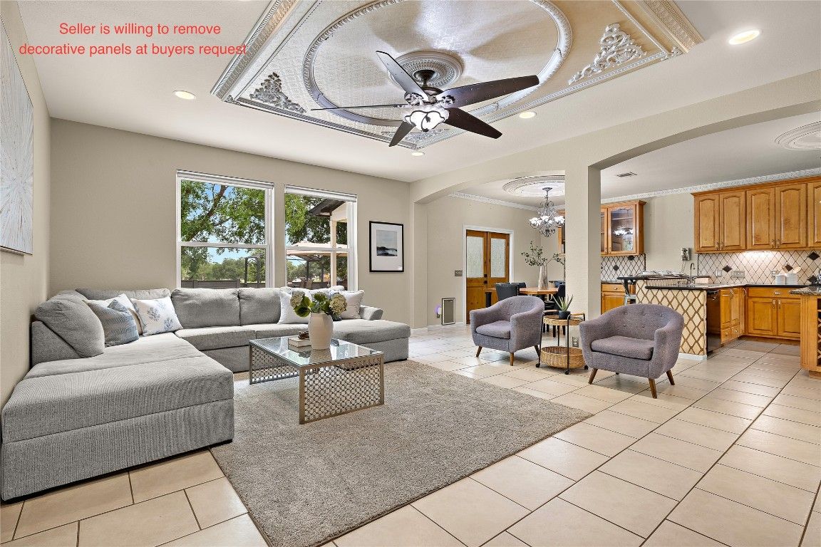 Chandelier, Dining room, Interior, Kitchen, Living room, Recessed Lighting