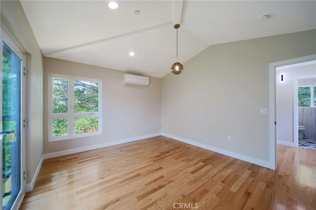 Empty room, Interior, Pendant Lights, Recessed Lighting, Wood Texture Flooring