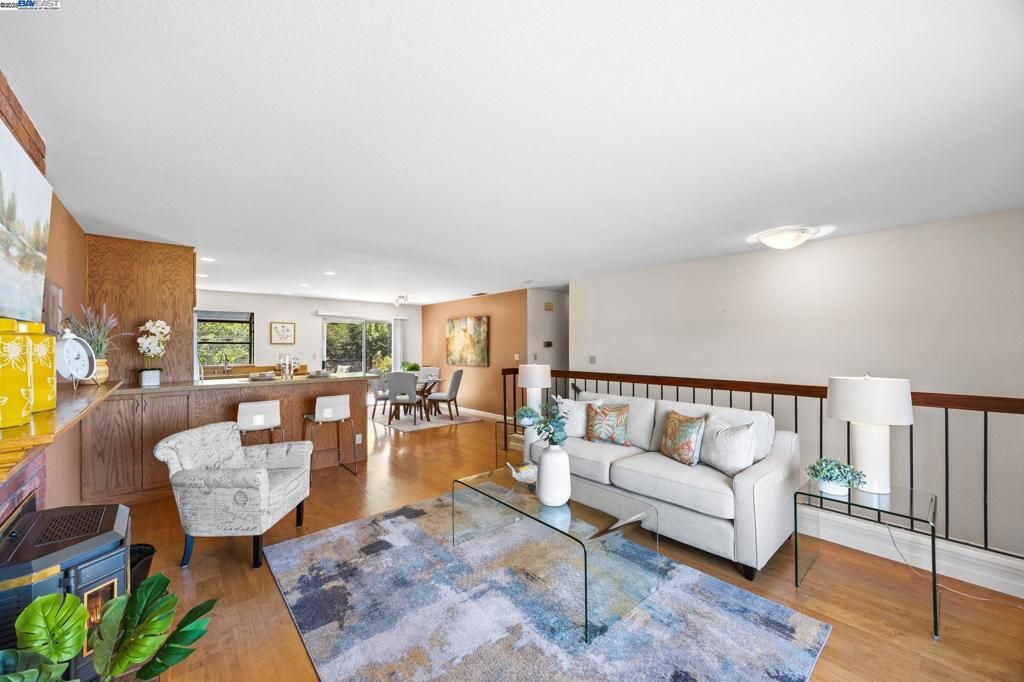 Dining room, Interior, Living room, Recessed Lighting, Wood Texture Flooring