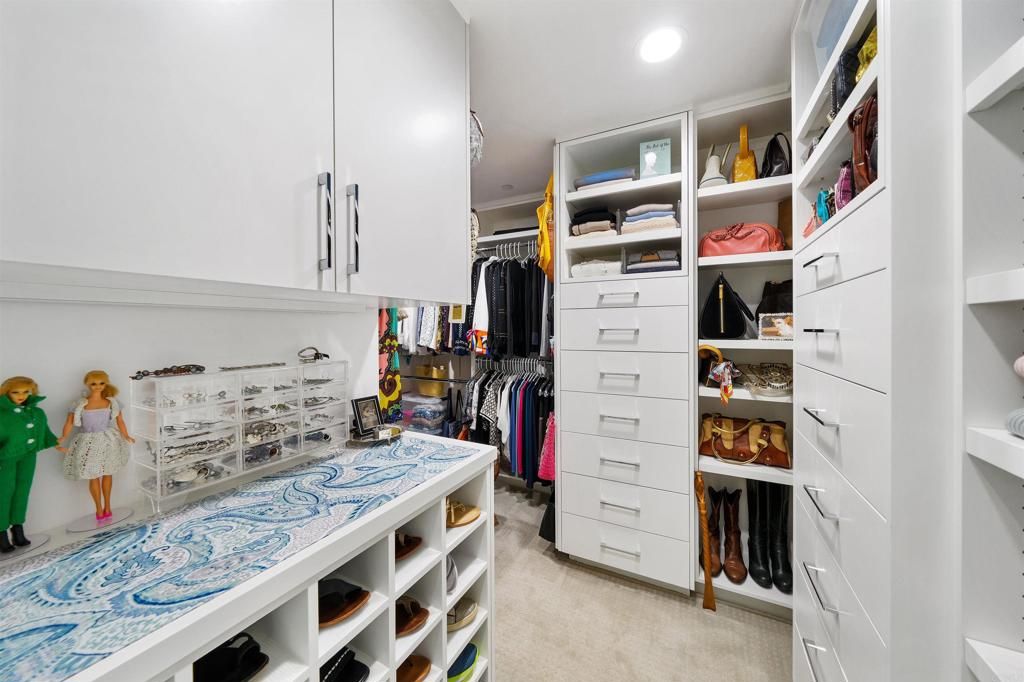 Interior, Recessed Lighting, Walk-in Closets