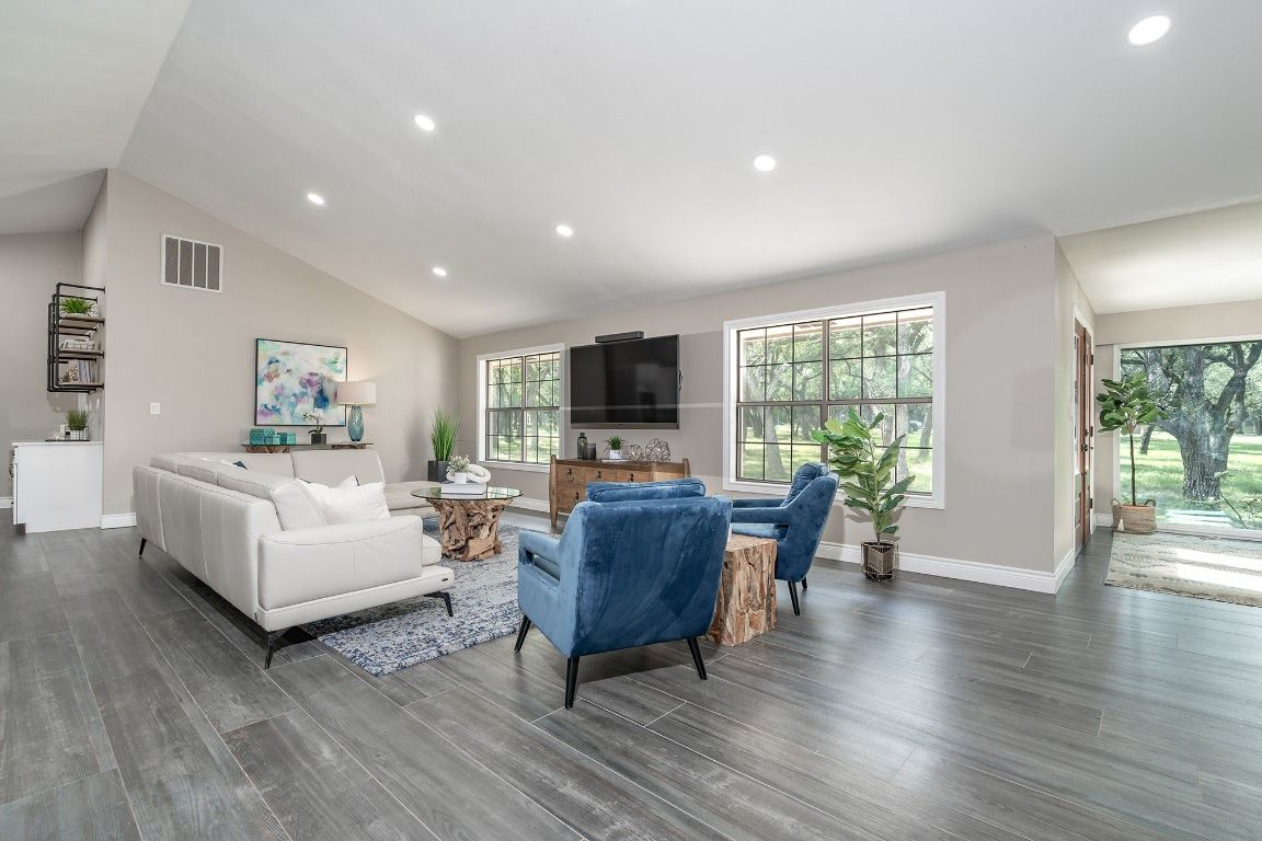 Interior, Living room, Recessed Lighting, Wood Texture Flooring