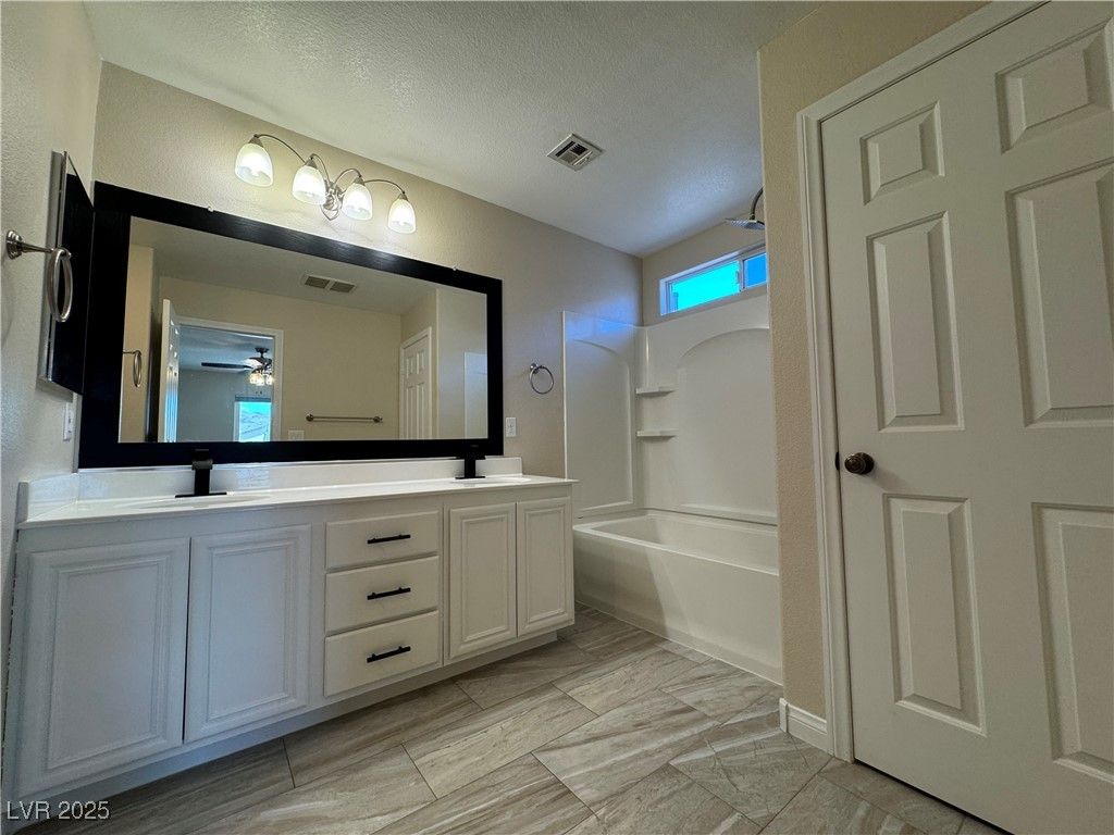Bathroom, Dual Sink Vanities, Interior